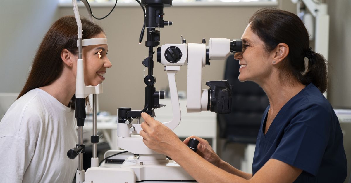 eye doctor in indore